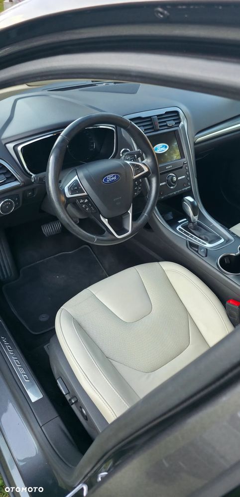 Ford Mondeo 2.0 TDCi Bi-Turbo Titanium PowerShift - 10