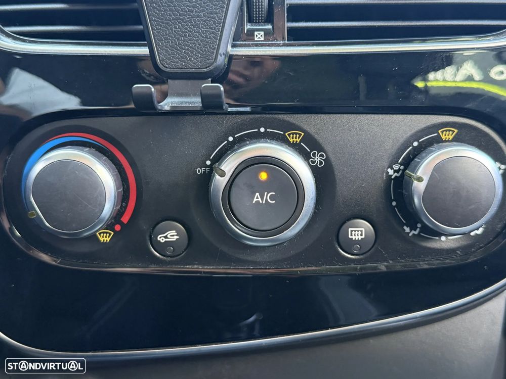 Renault Clio Energy dCi 90 EDC Limited - 34