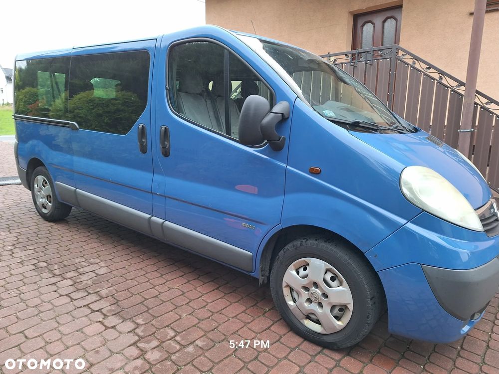 Opel Vivaro - 2