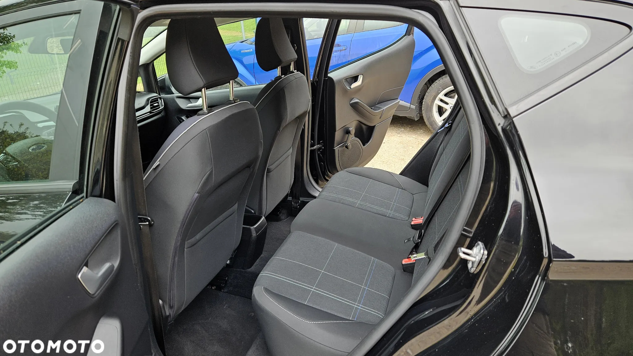 Ford Fiesta 1.1 Trend - 33