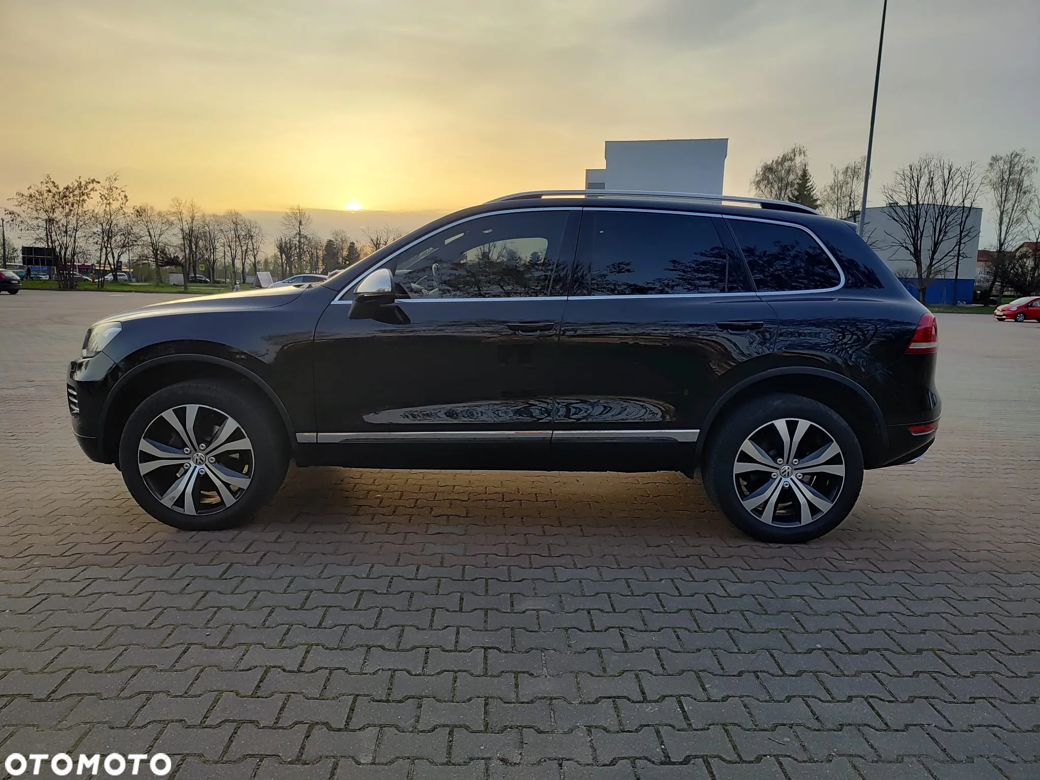 Volkswagen Touareg - 4