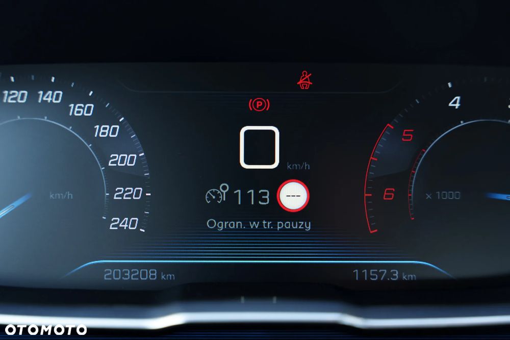 Peugeot 3008 1.6 BlueHDi Active S&S - 26