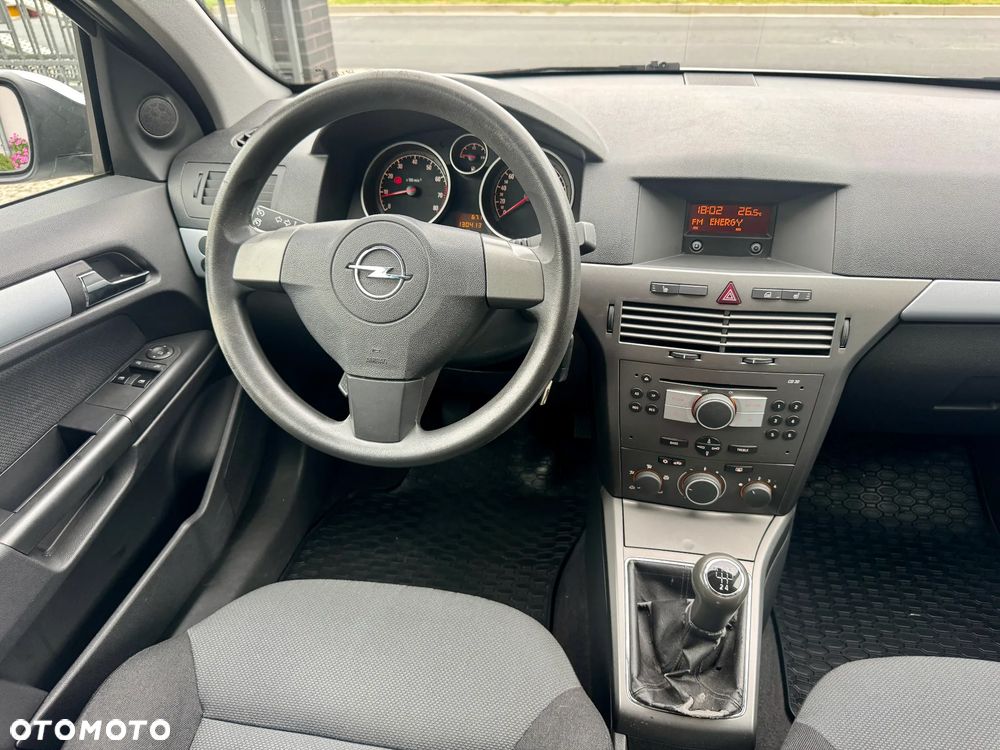 Opel Astra 1.8 Njoy - 19