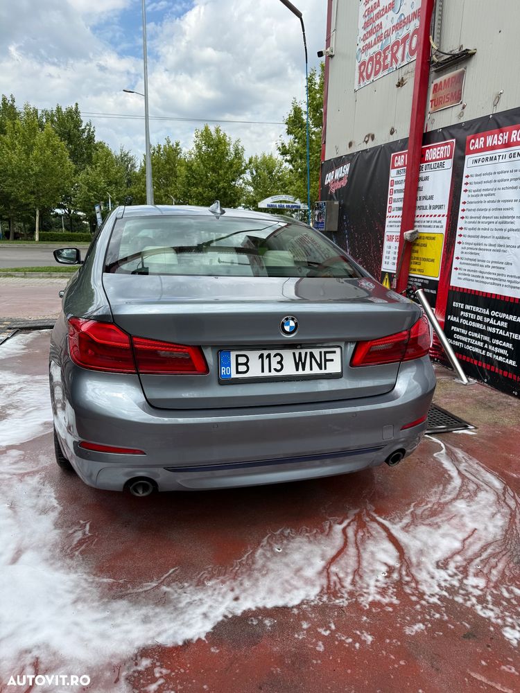 BMW Seria 5 520d xDrive AT - 18