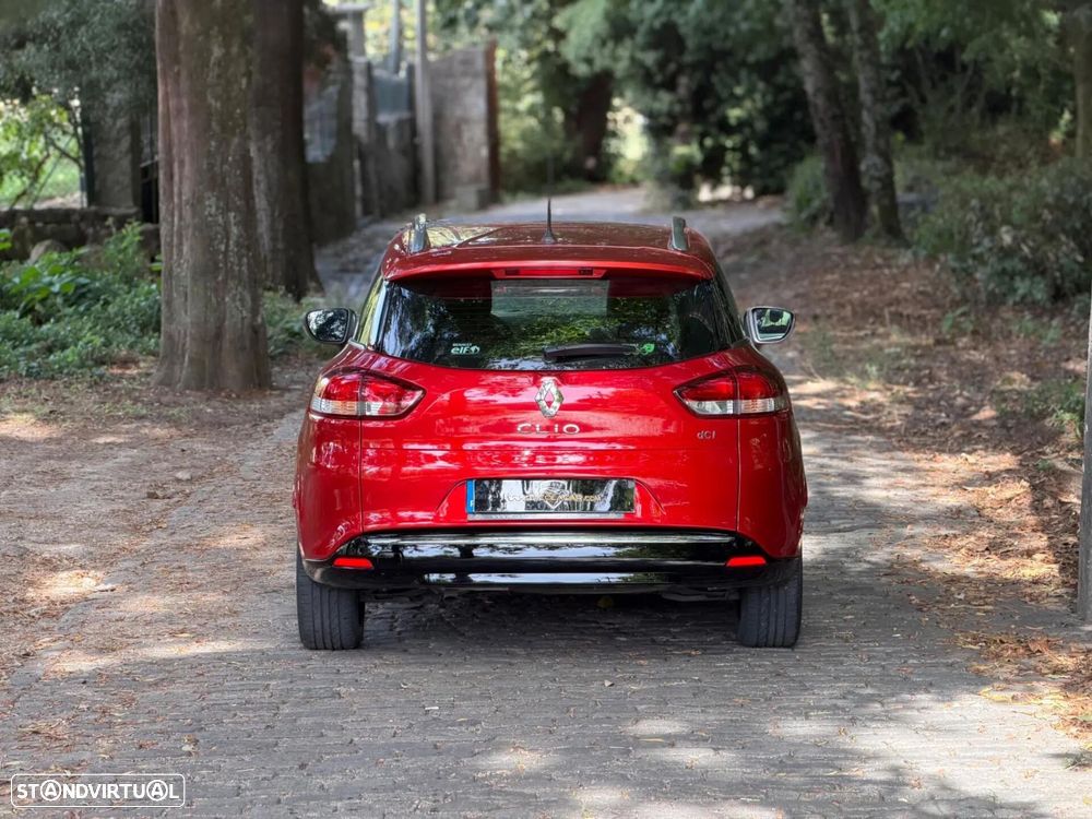 Renault Clio Sport Tourer - 7