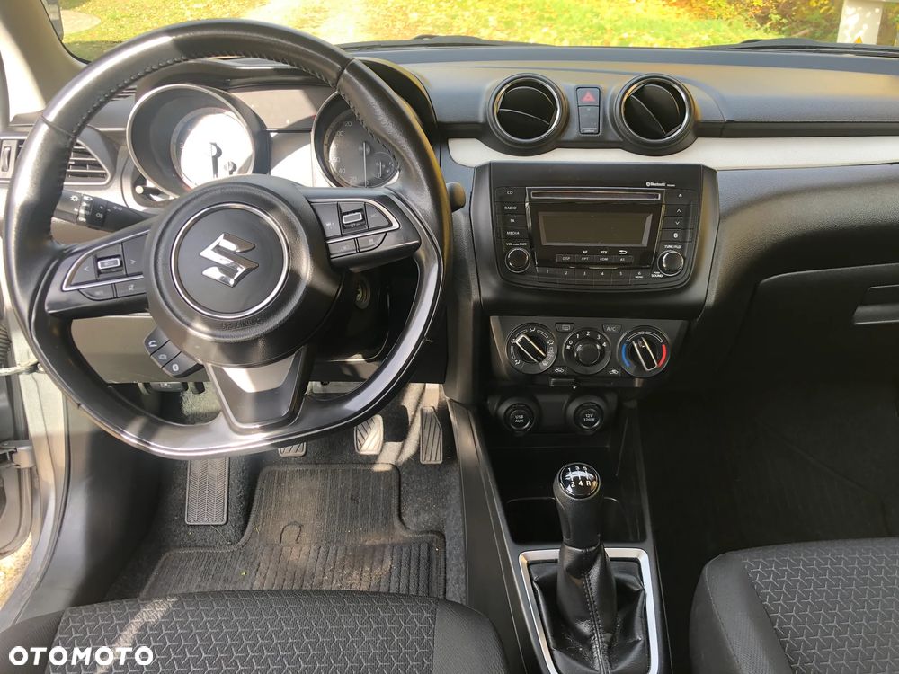 Suzuki Swift - 9