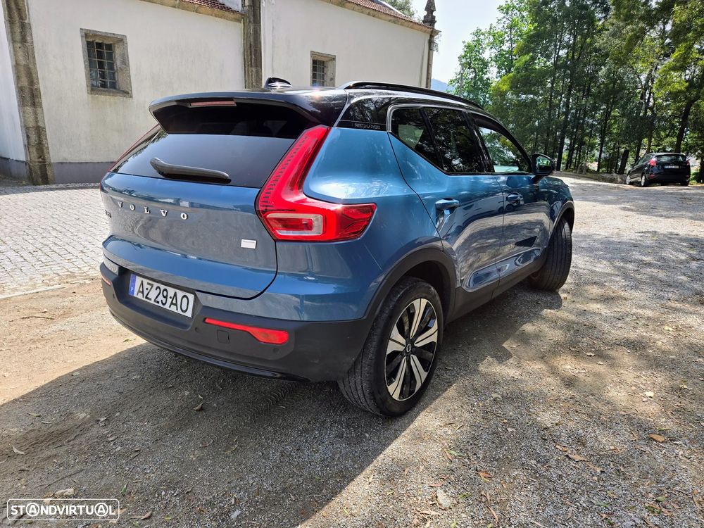 Volvo XC 40 Recharge Plus — fotografia 4
