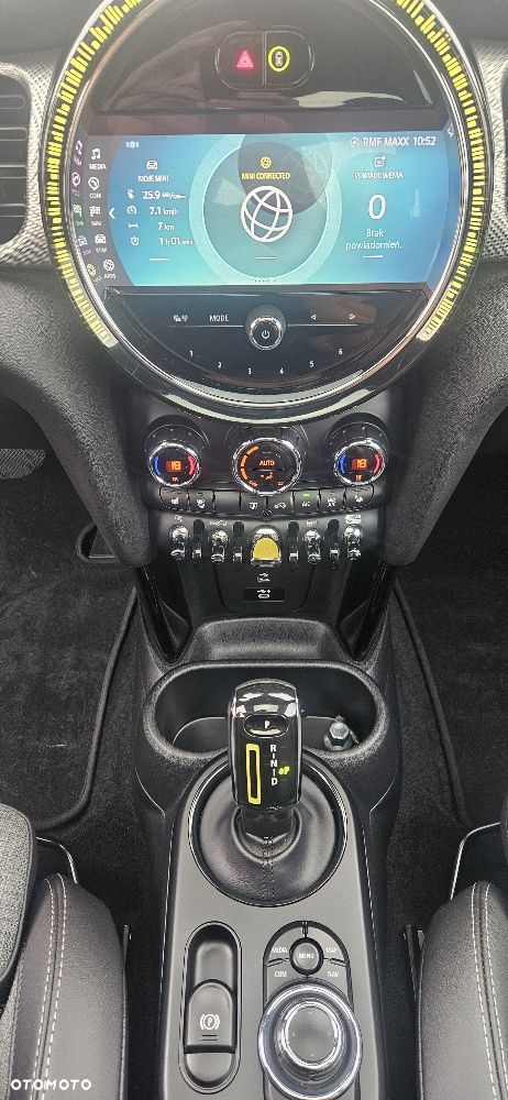MINI Cooper SE - 14