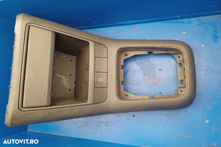 Consola centrala 5M1863476C Volkswagen VW Golf 5 [2003 - 2009] Plus m - 8