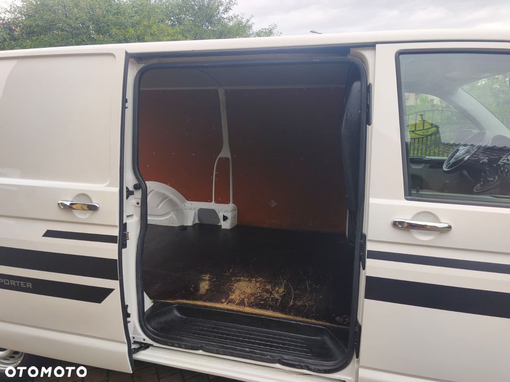 Volkswagen Transporter - 9