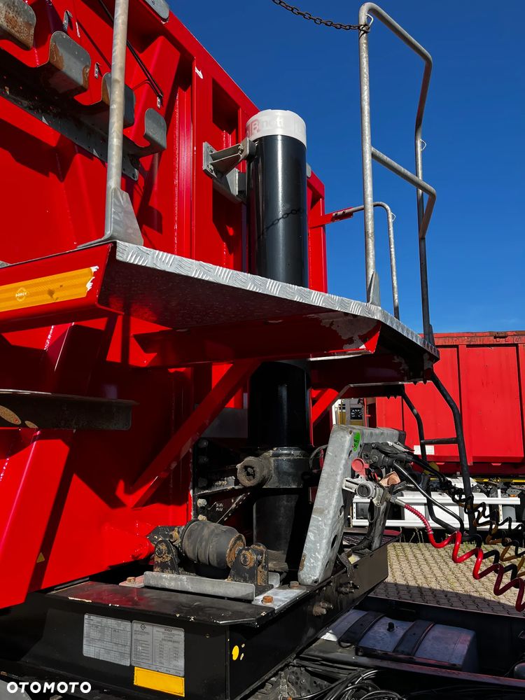 Bodex 42m3 PIERWSZY WŁAŚCICIEL/OŚ PODNOSZONA/KLAPO-DZWI/ - 9
