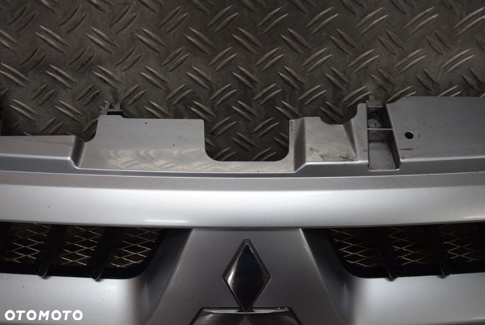 MITSUBISHI PAJERO III LIFT GRILL ATRAPA - 9