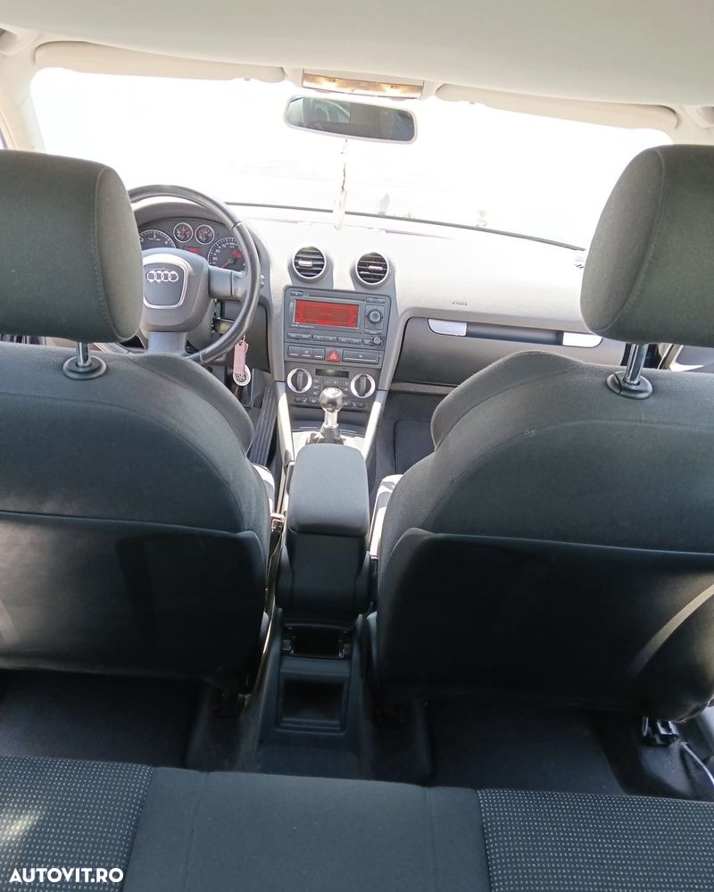 Audi A3 1.9 TDI DPF Ambiente - 9