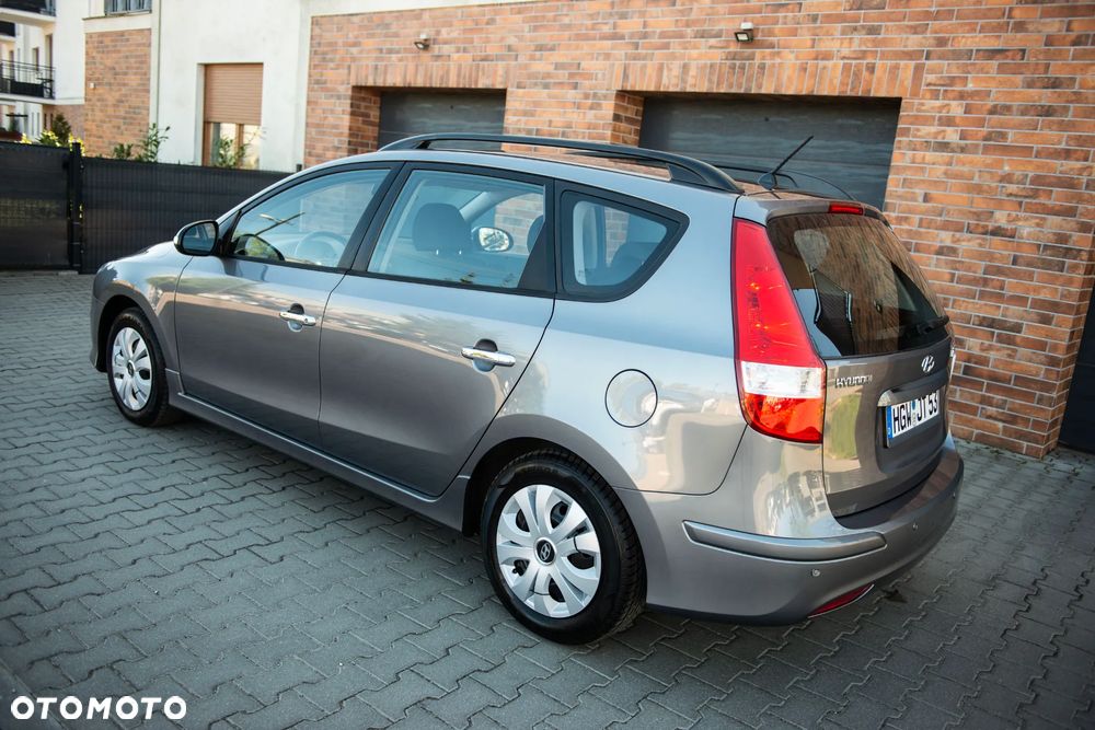 Hyundai i30 1.4 Blue Comfort - 4