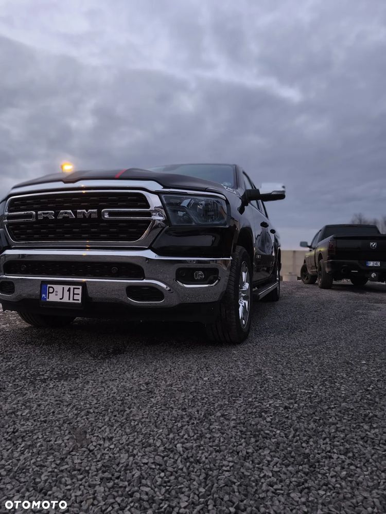 RAM 1500 Crew Cab Shortbed Bighorn - 8