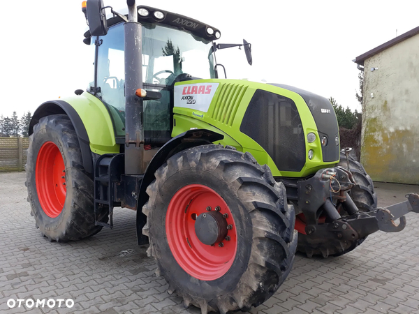 Claas AXION 820