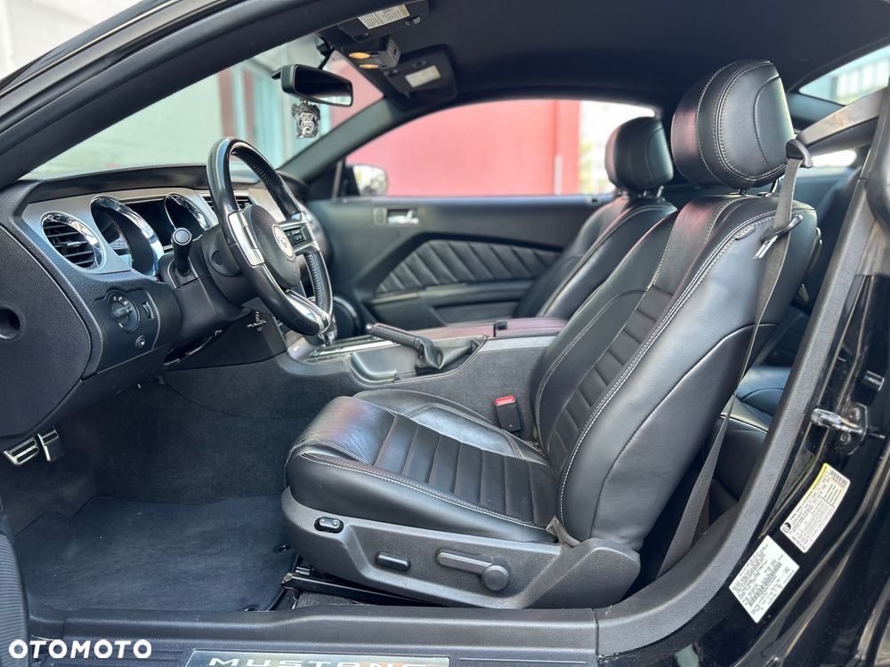 Ford Mustang - 18