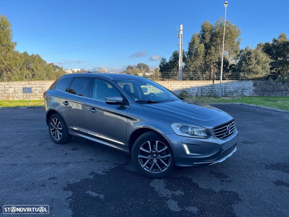 Volvo XC 60 D4 AWD Geartronic Summum - 24