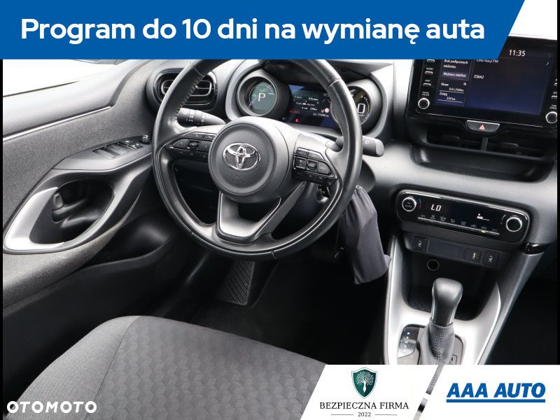 Toyota Yaris - 8