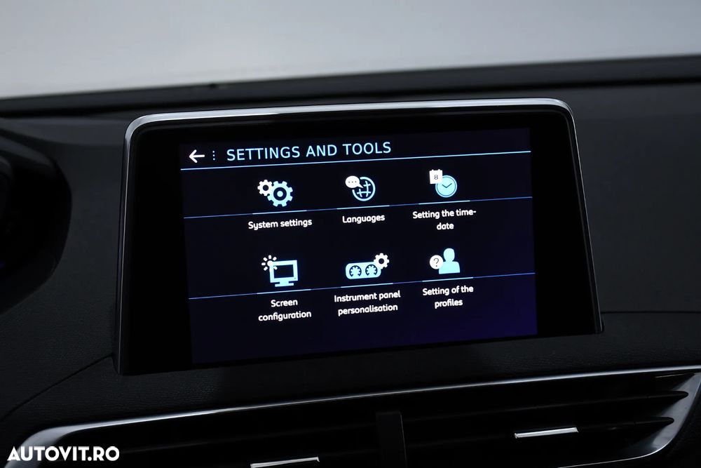 Peugeot 3008 1.2 PureTech Turbo S&S Active - 19