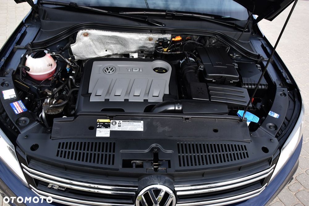 Volkswagen Tiguan 2.0 TDI DPF 4Motion BlueMotion Technology DSG Lounge Sport & Style - 32