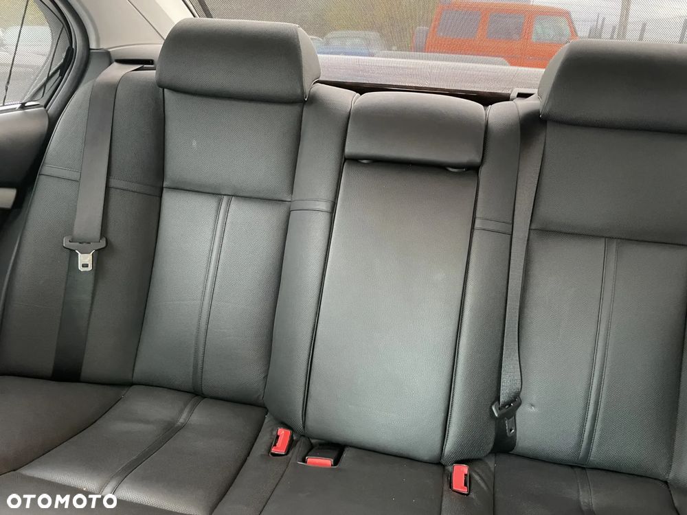 BMW Seria 7 745i - 6