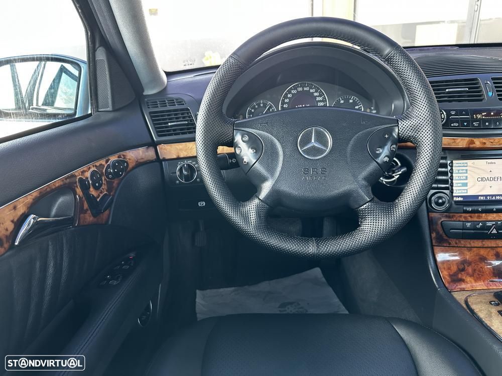 Mercedes-Benz E 270 - 24