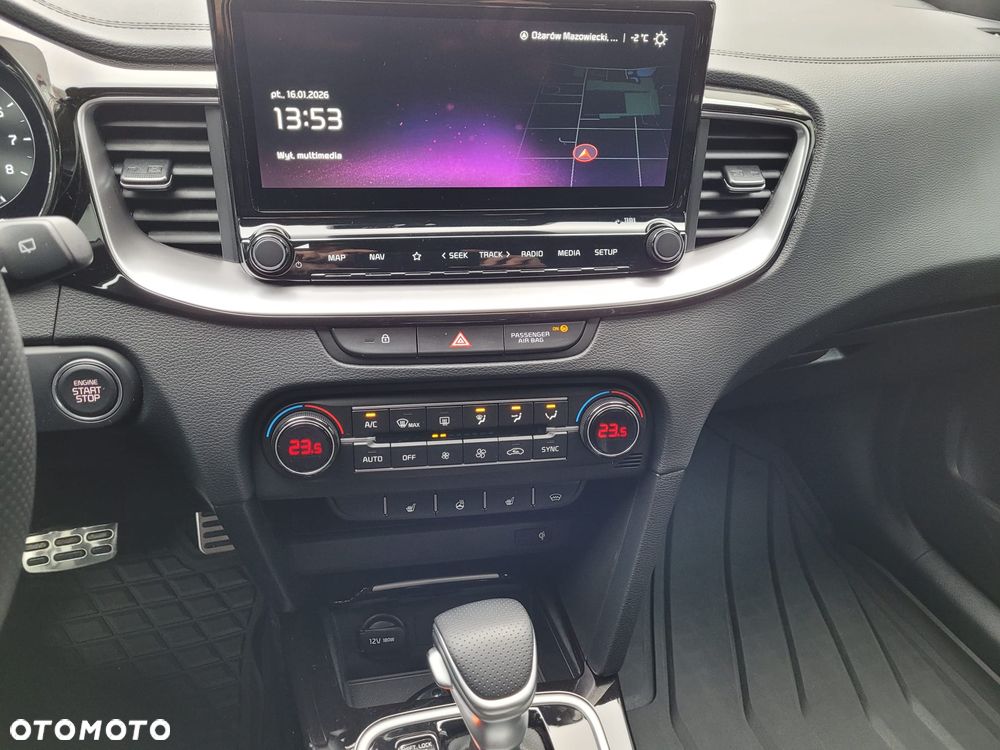 Kia ProCeed - 12