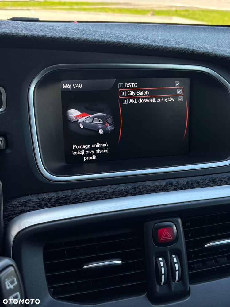 Volvo V40 - 19
