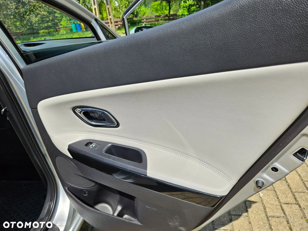 Kia Ceed 1.6 GDI L Business Line - 31