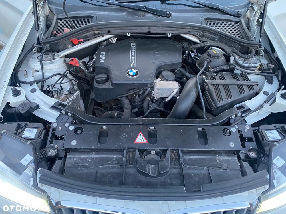 BMW X3 xDrive28i Advantage - 19
