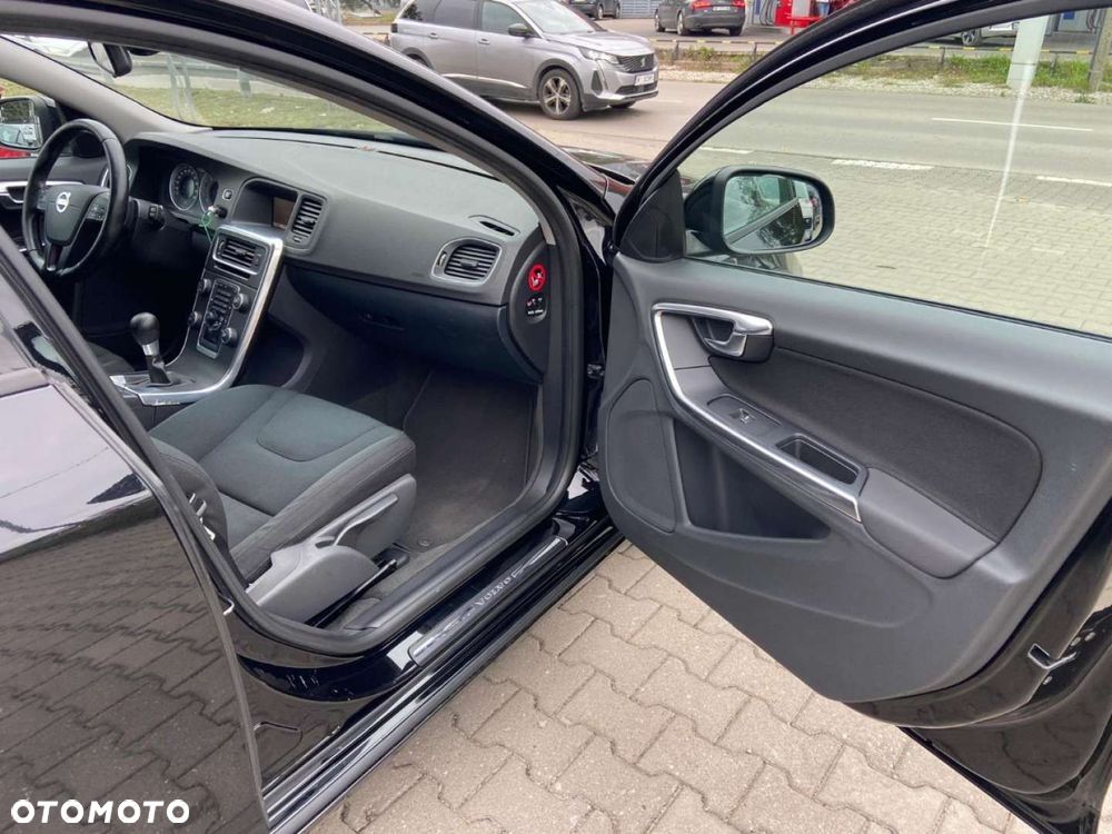 Volvo V60 - 29