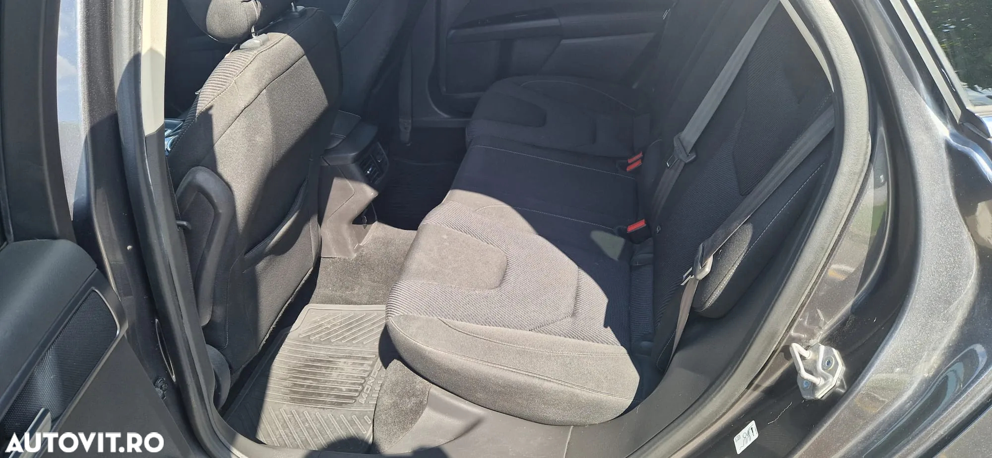 Ford Mondeo 2.0 TDCi Powershift Business - 7