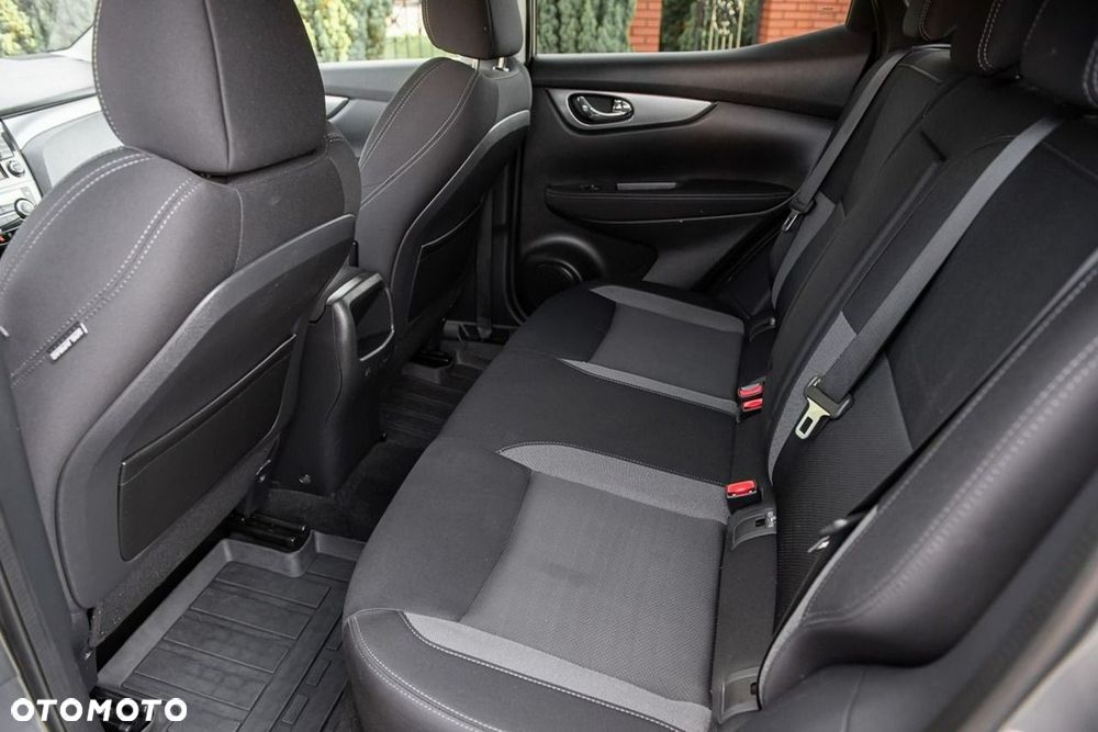 Nissan Qashqai 1.2 DIG-T N-Vision - 25