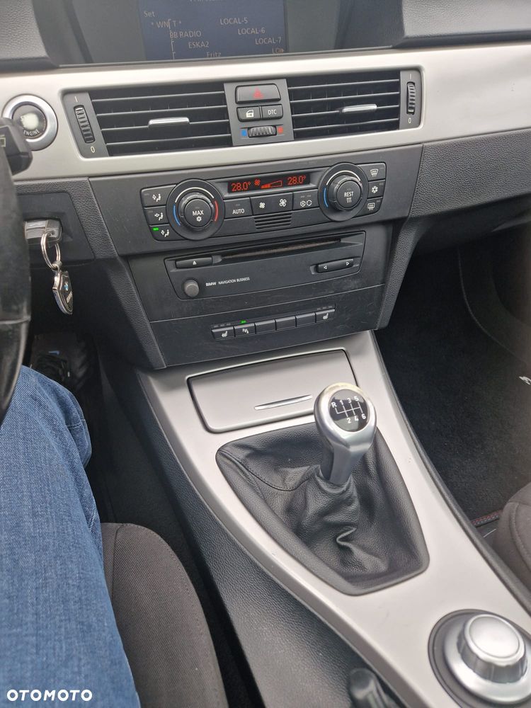 BMW Seria 3 320d DPF - 15