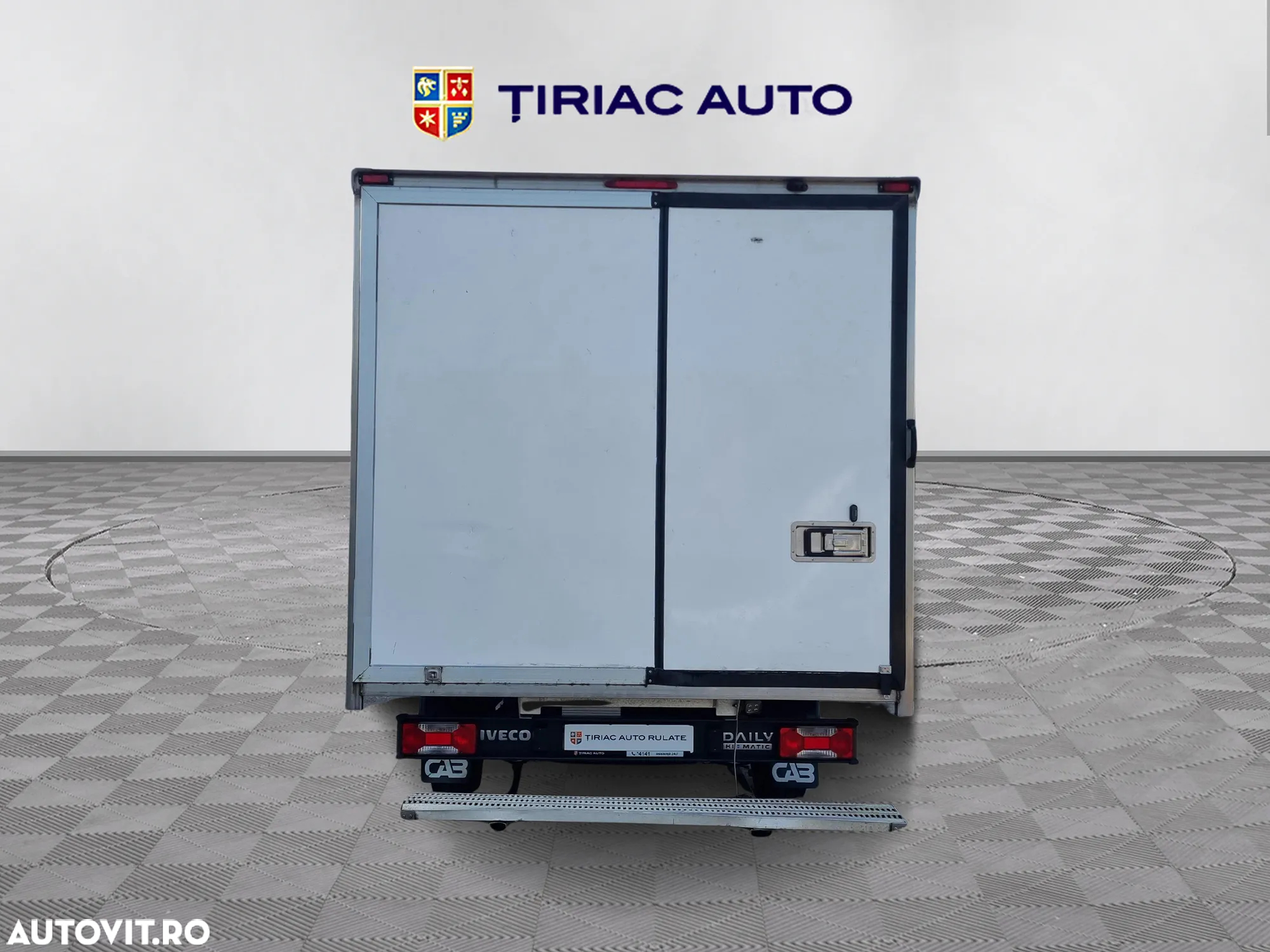 Iveco Daily 35-140 Chassi Cab 2.3JTD Hi-Matic - 4