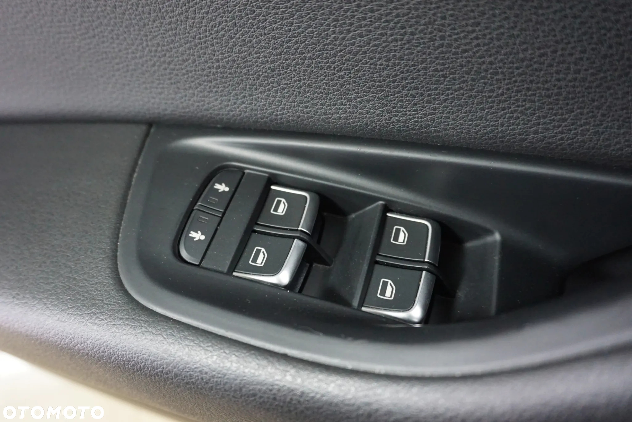 Audi A6 Avant 3.0 TDI quattro S tronic - 26