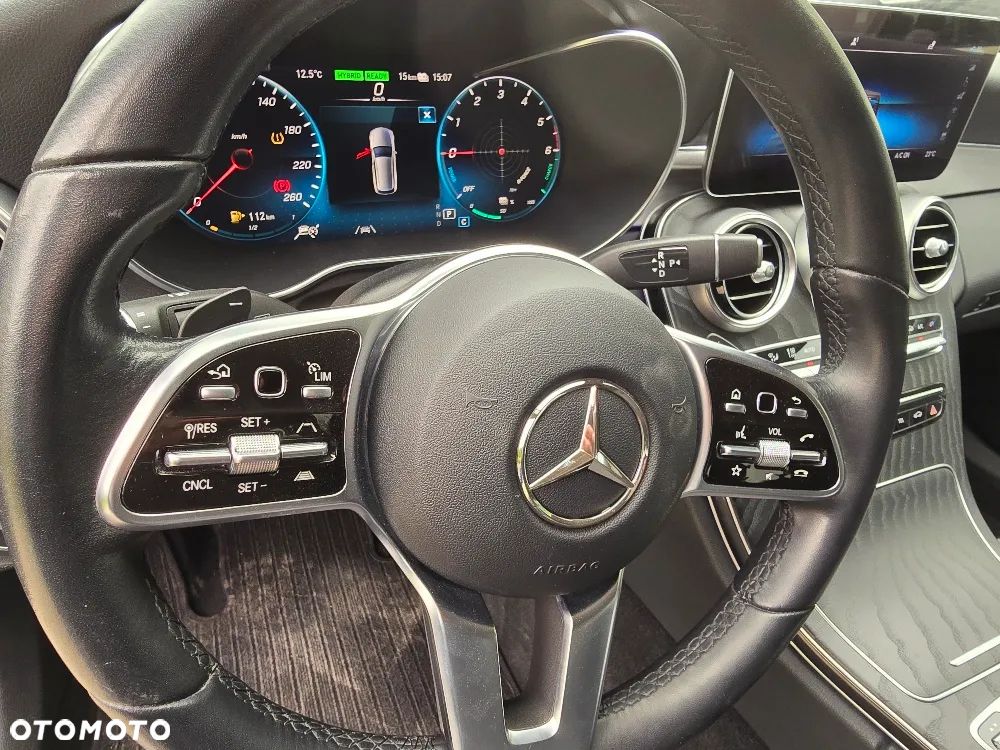 Mercedes-Benz Klasa C 300 de 9G-TRONIC - 23