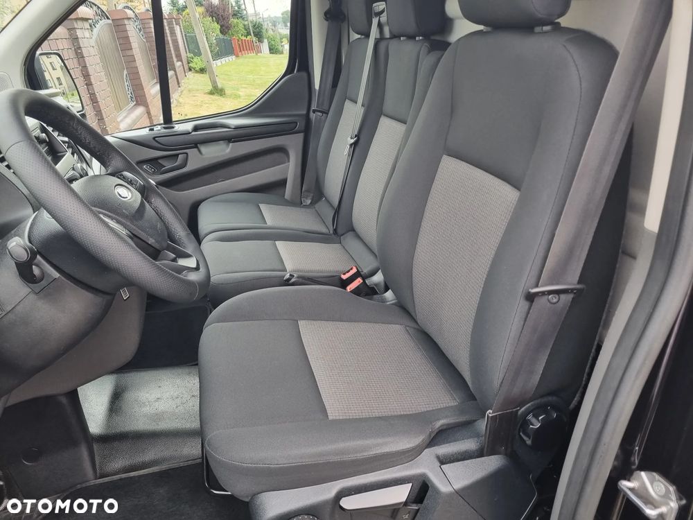 Ford Transit Custom - 10