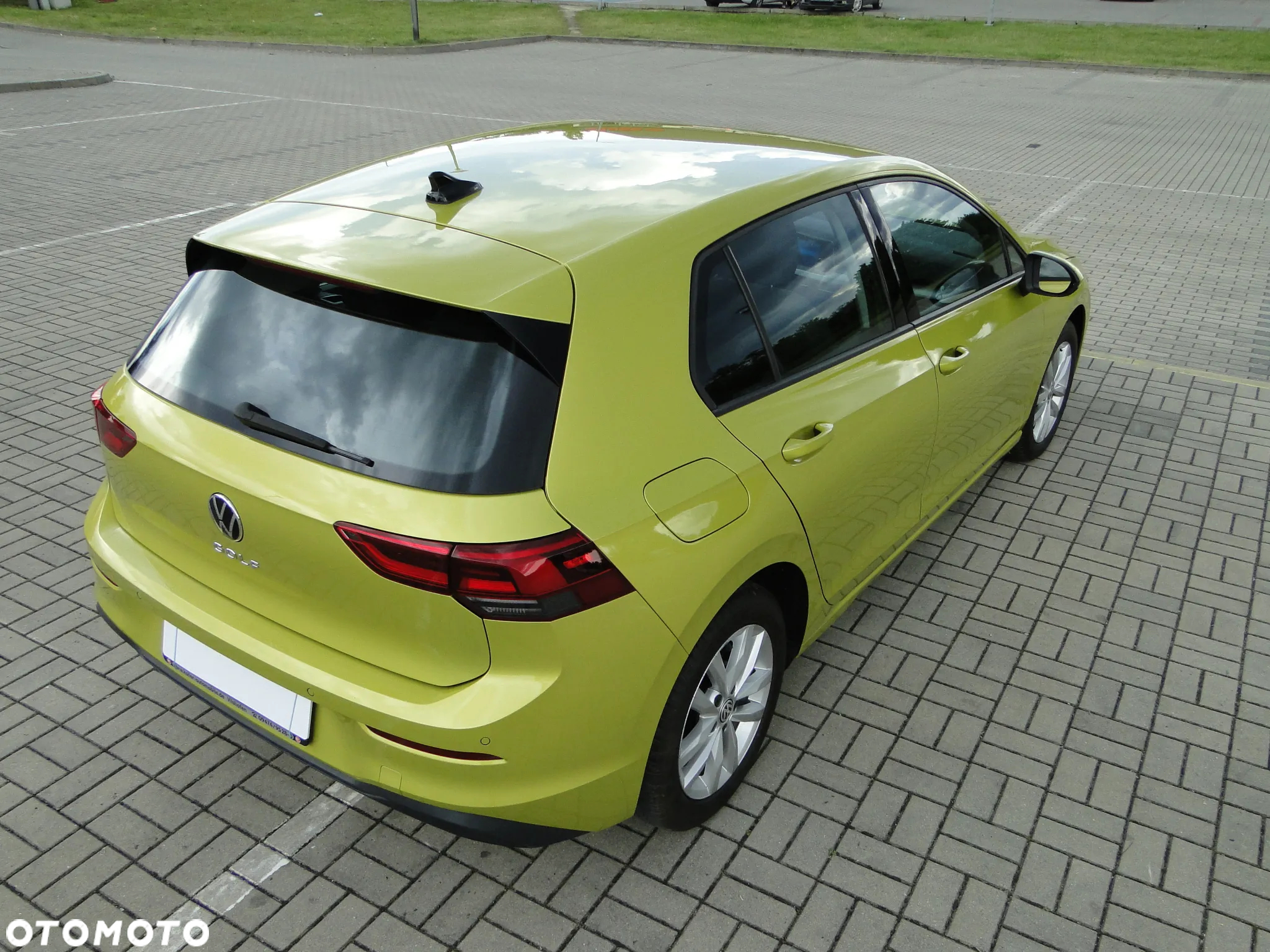 Volkswagen Golf VIII 1.5 TSI EVO Life - 31