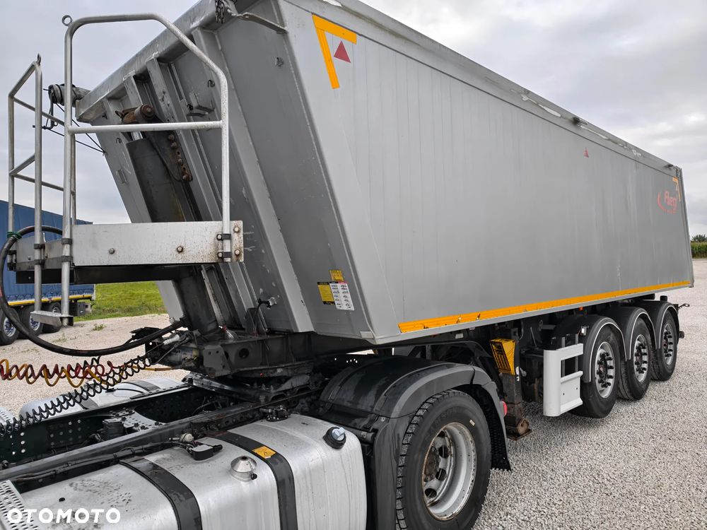 Fliegl WYWROTKA 33m3 - SAF - OŚ PODNOSZONA - ŁADNA - 3