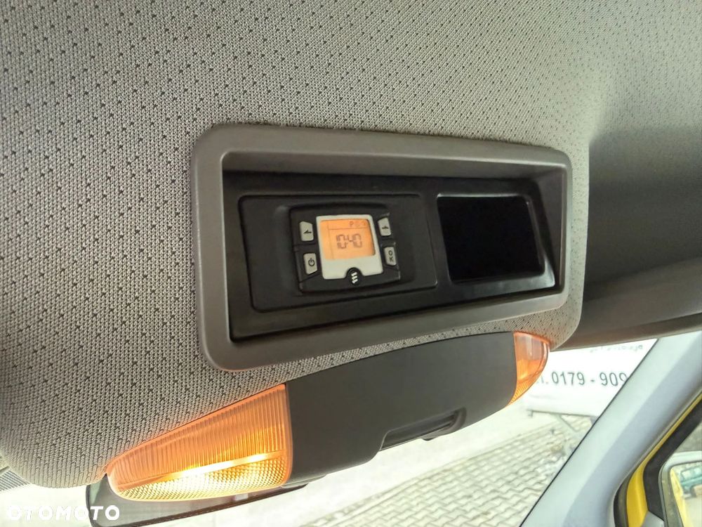 Mercedes-Benz Sprinter - 14