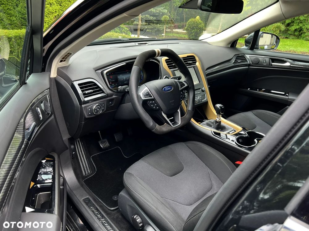 Ford Mondeo 2.0 TDCi STart-Stopp ST-Line - 20