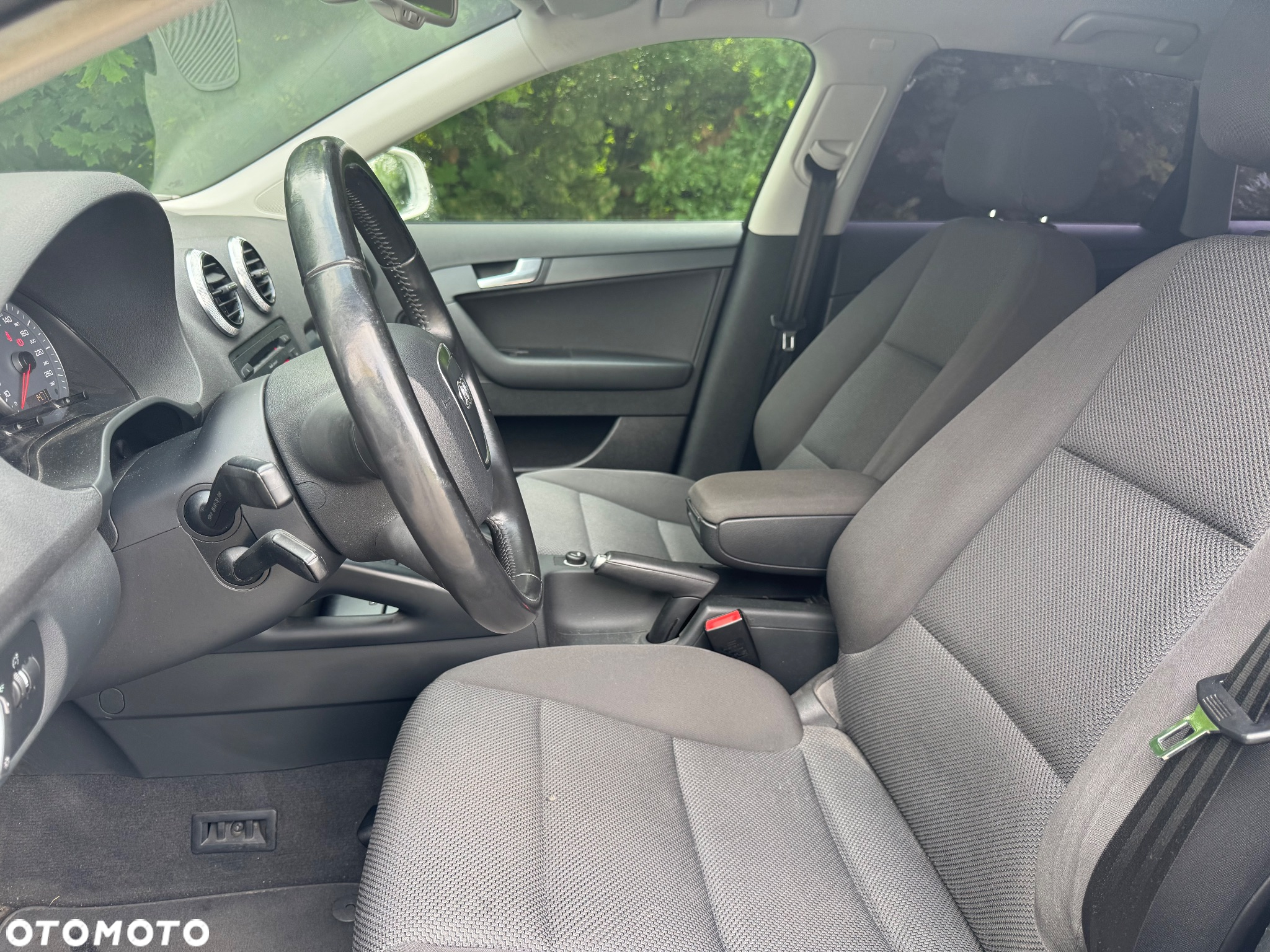 Audi A3 1.6 TDI Ambiente - 5