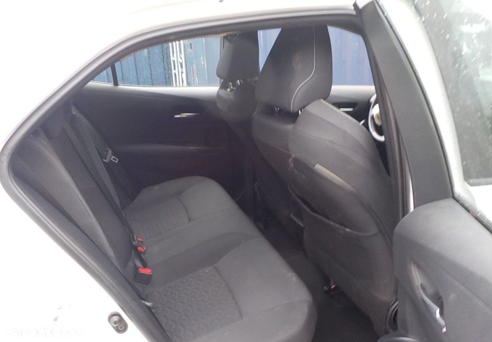 Toyota Corolla - 17
