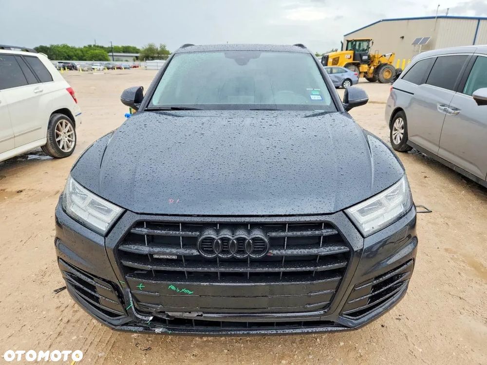 Audi Q5 2.0 TFSI Quattro S tronic design - 2