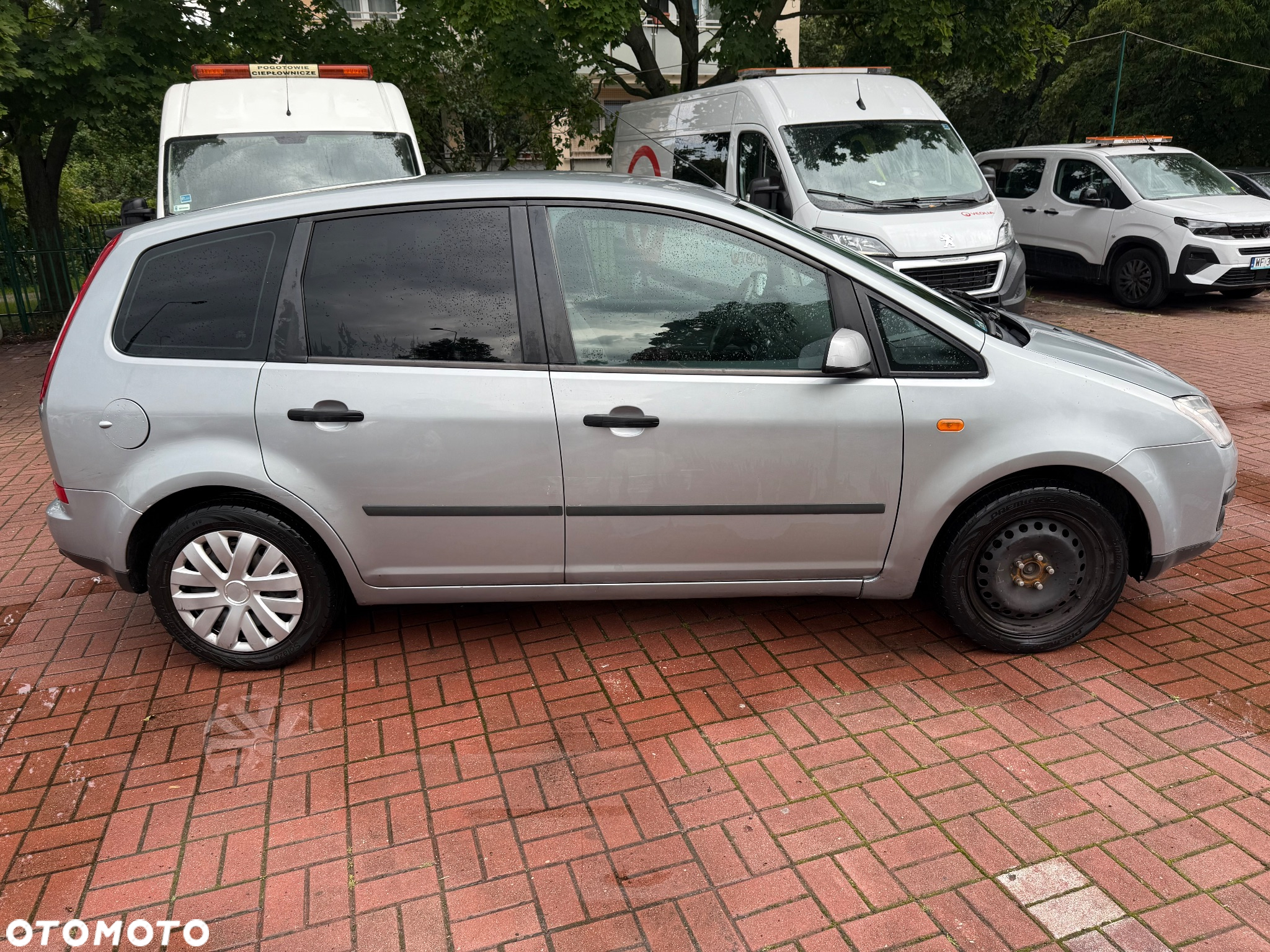 Ford Focus C-Max 1.8 Ambiente - 3