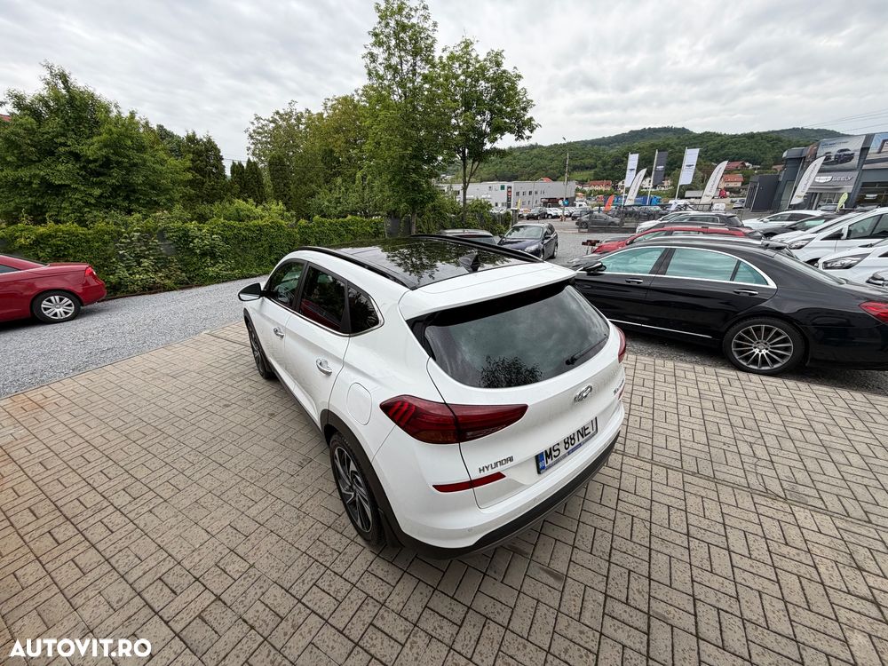 Hyundai Tucson - 11