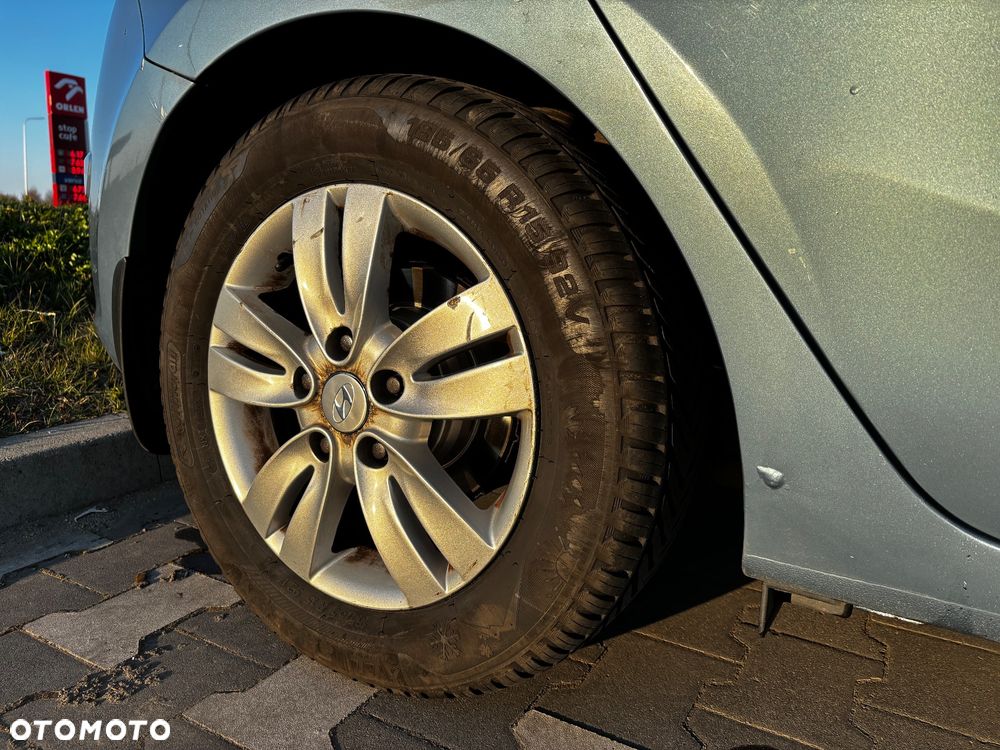 Hyundai i30 1.4 Classic + - 19