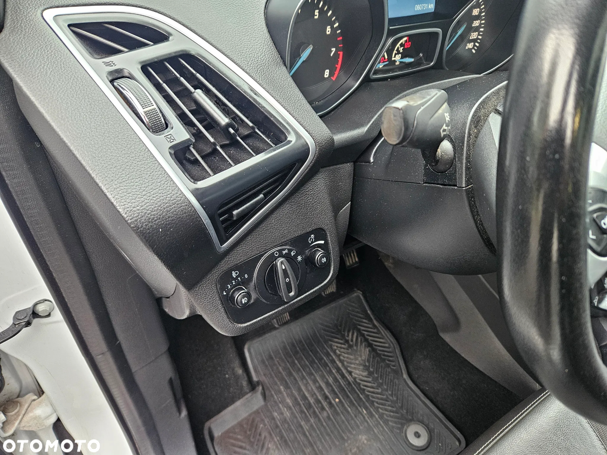 Ford Kuga 1.5 EcoBoost FWD Titanium ASS - 9